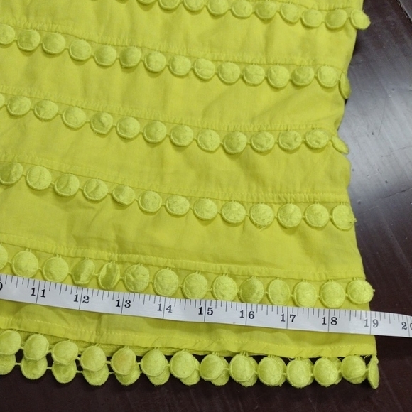 J. Crew Yellow Textured Tank Top with Pom-Pom Detail Y2K, Romantic, Femenina. - Picture 10 of 12